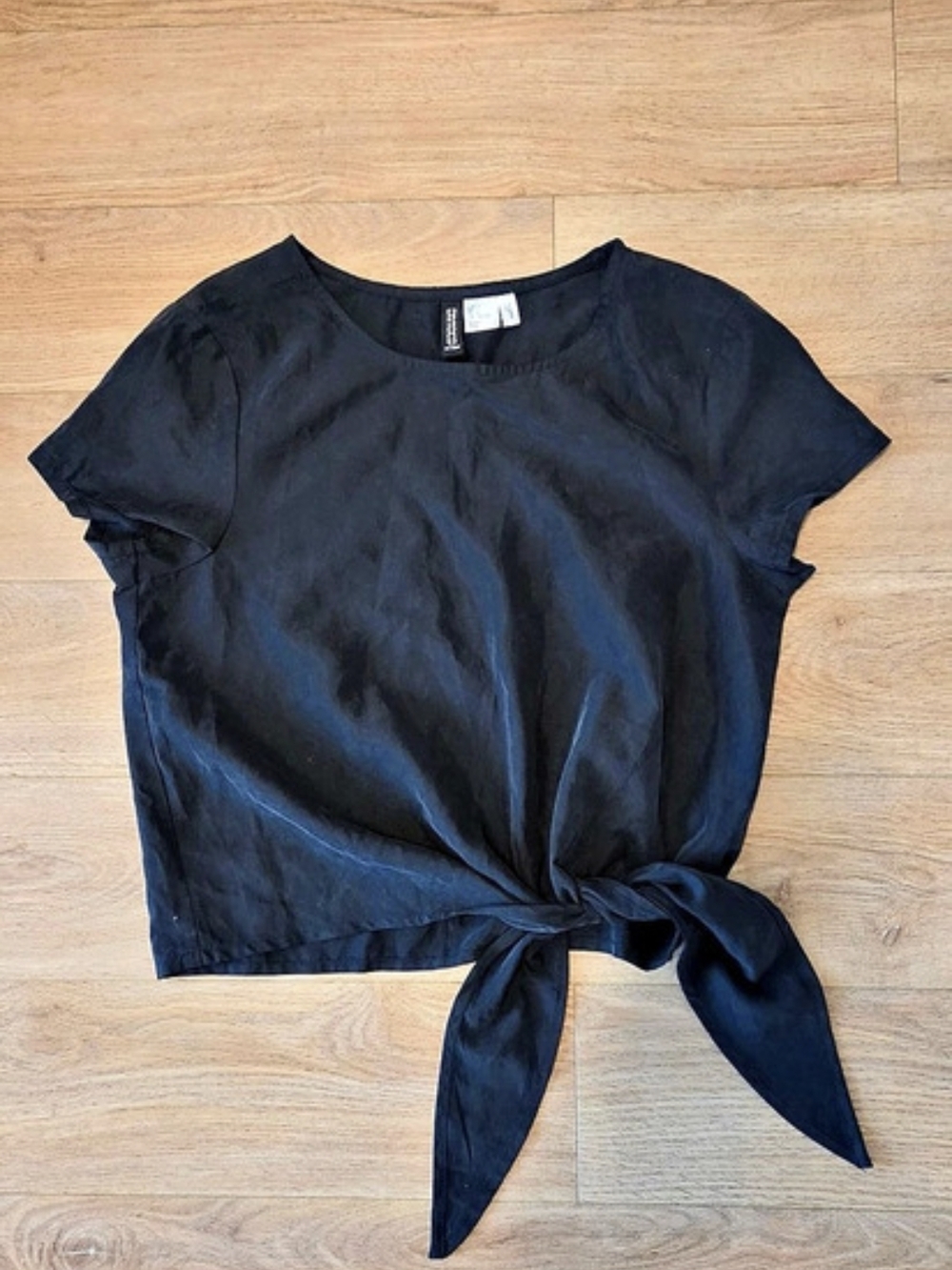 Tie-Front Short Sleeve Top